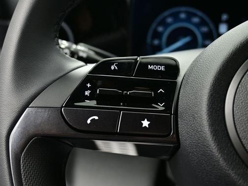 2026 Hyundai ELANTRA HEV SEL