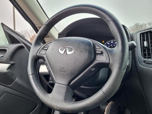 2012 INFINITI G37 Base