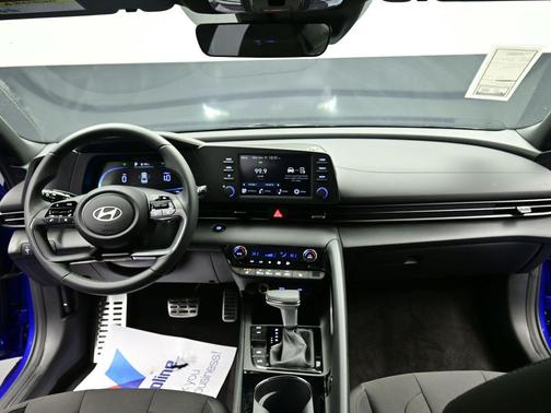 2026 Hyundai ELANTRA SEL