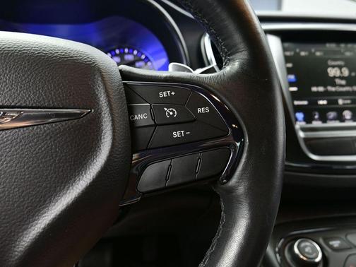 2016 Chrysler 200 S