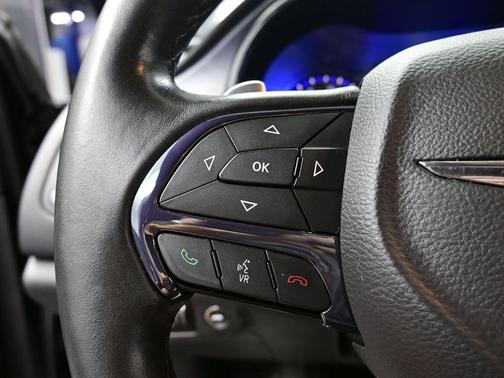 2016 Chrysler 200 S
