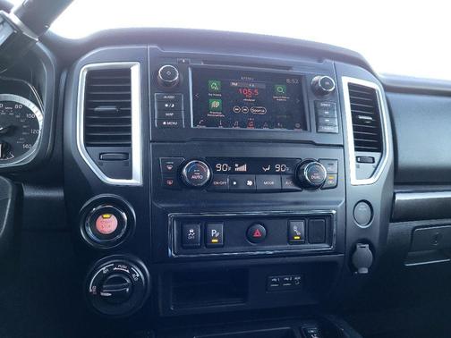 2019 Nissan Titan SV