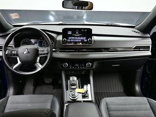 2022 Mitsubishi Outlander SE Launch Edition