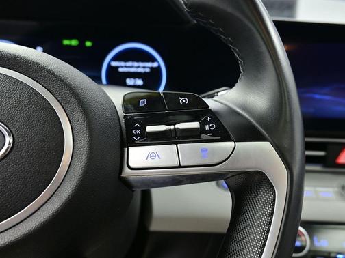 2023 Hyundai ELANTRA HEV Limited