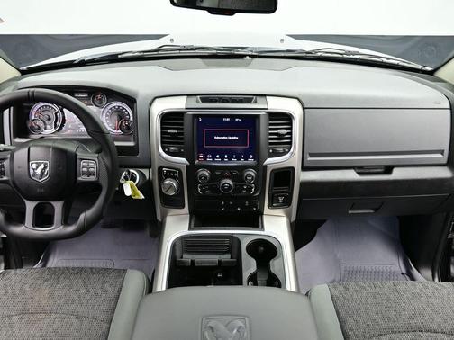 2020 RAM 1500 Classic SLT