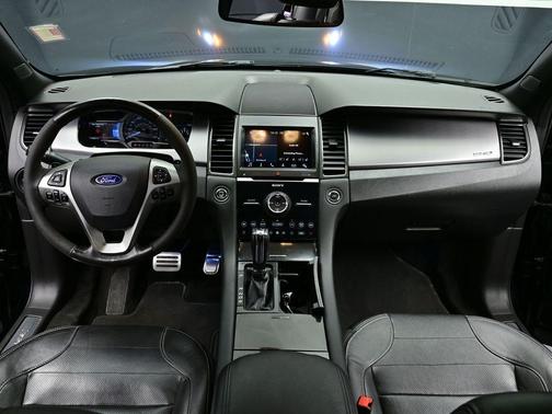 2018 Ford Taurus SHO