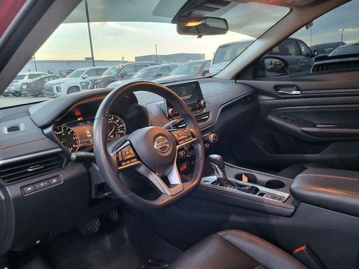 2021 Nissan Altima 2.5 SR