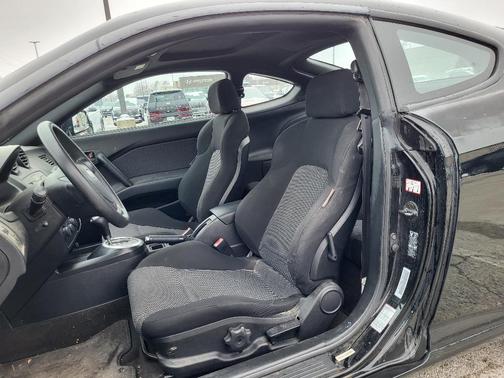 2003 Hyundai Tiburon Base (A4)