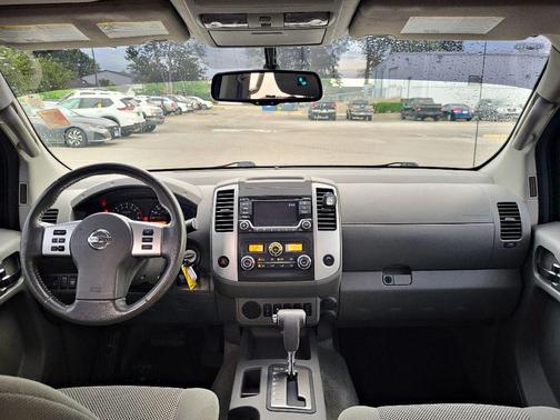 2016 Nissan Frontier SV
