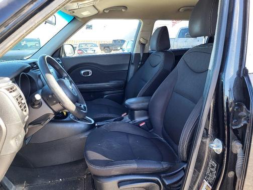 2017 Kia Soul Base