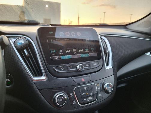 2016 Chevrolet Malibu 1LT