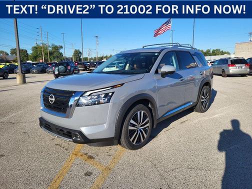 2023 Nissan Pathfinder Platinum