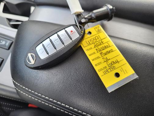 2024 Nissan Murano SL