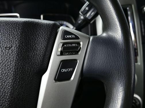 2019 Nissan Titan SV