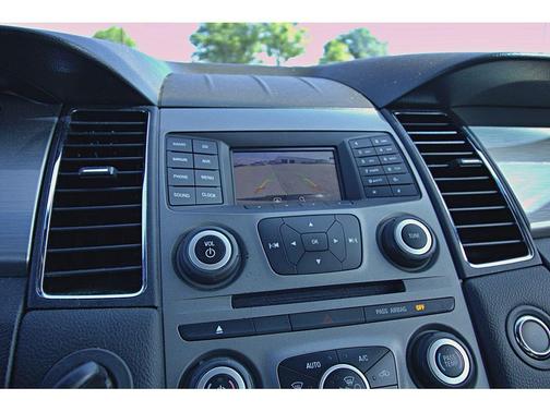 2017 Ford Taurus SEL