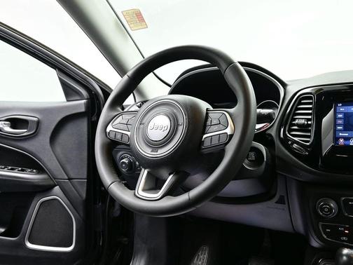2021 Jeep Compass Altitude
