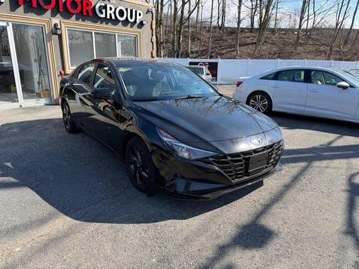 2021 Hyundai ELANTRA SEL