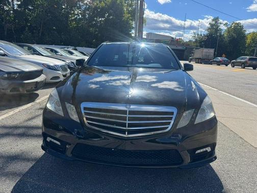 Black 2011 Mercedes-Benz E-Class 4MATIC