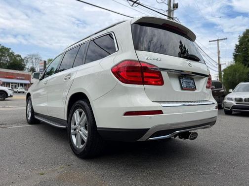 Diamond White Metallic 2013 Mercedes-Benz GL-Class 4MATIC