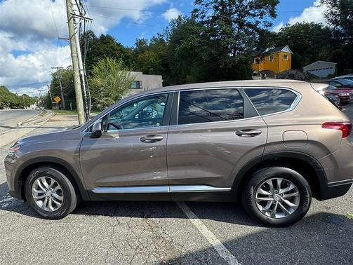 Earthy Bronze 2020 Hyundai SANTA FE SE 2.4