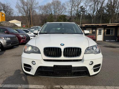 Alpine White 2011 BMW X5 xDrive35i Premium
