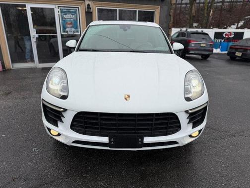 2018 Porsche Macan AWD