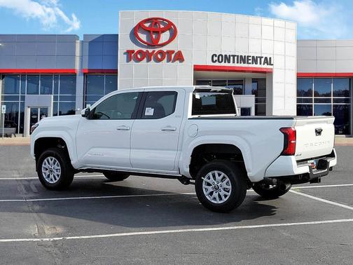 Ice 2026 Toyota Tacoma SR5