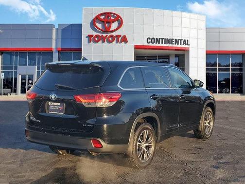 2017 Toyota Highlander LE Plus