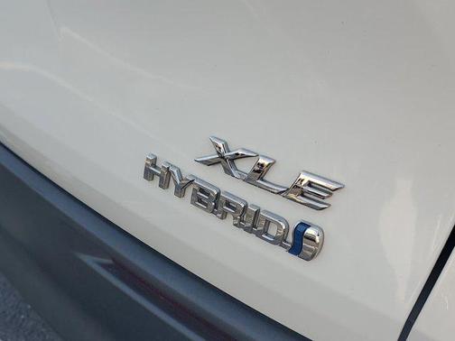 2021 Toyota Sienna XLE 7 Passenger