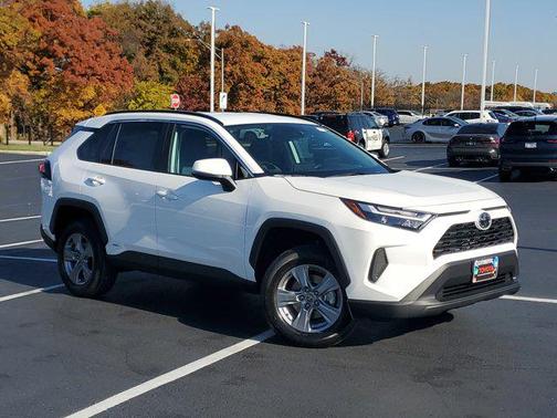 2025 Toyota RAV4 Hybrid XLE