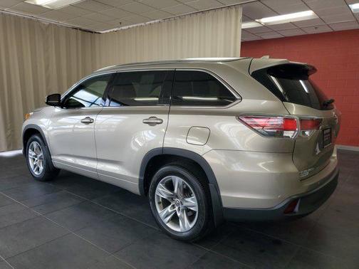 2016 Toyota Highlander Limited
