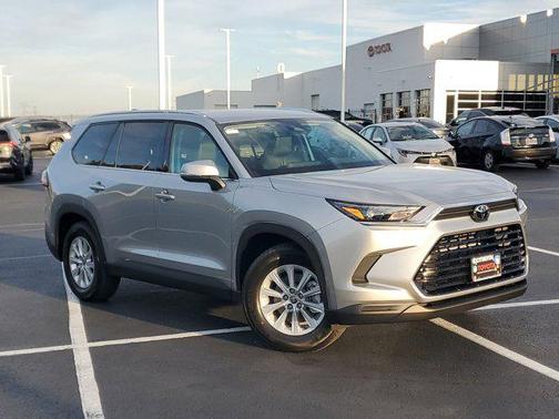 2026 Toyota Grand Highlander Hybrid XLE