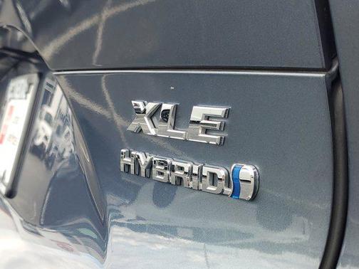 2022 Toyota Venza XLE