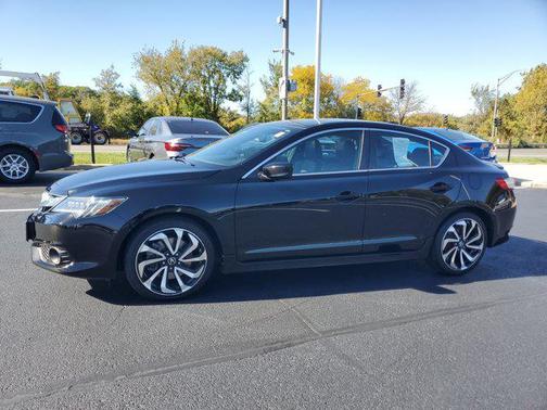 2017 Acura ILX Premium & A-SPEC Packages