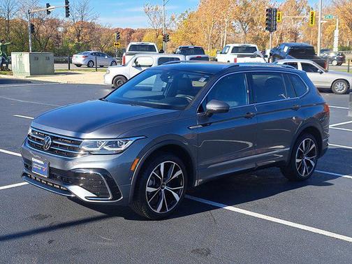 2022 Volkswagen Tiguan 2.0T SEL R-Line 4MOTION