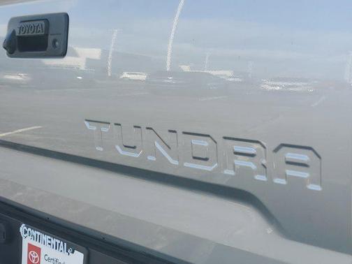 2017 Toyota Tundra SR5