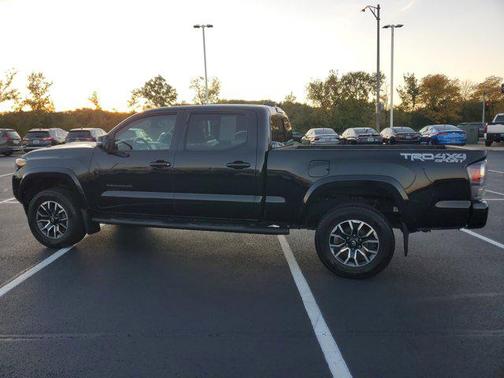 2020 Toyota Tacoma TRD Sport