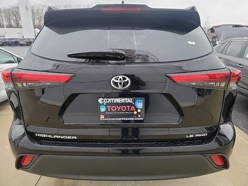 2023 Toyota Highlander LE