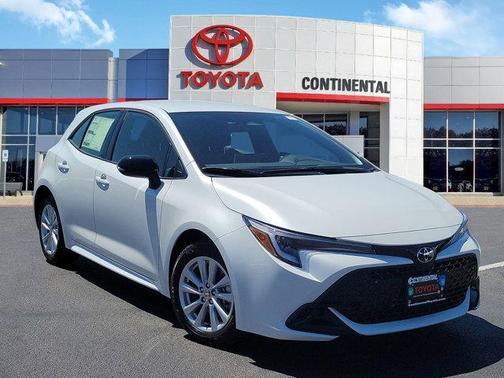 Pearl 2026 Toyota Corolla SE