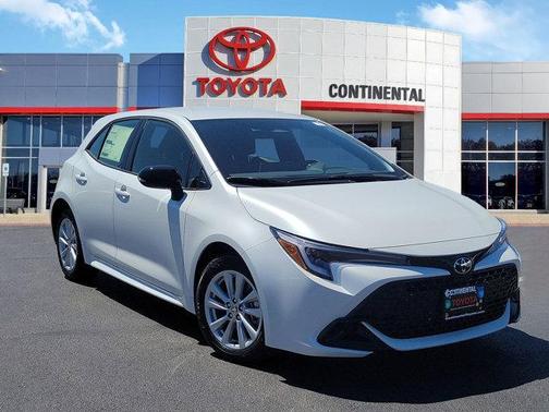 Pearl 2026 Toyota Corolla SE