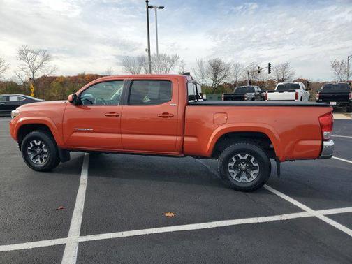 2016 Toyota Tacoma SR5