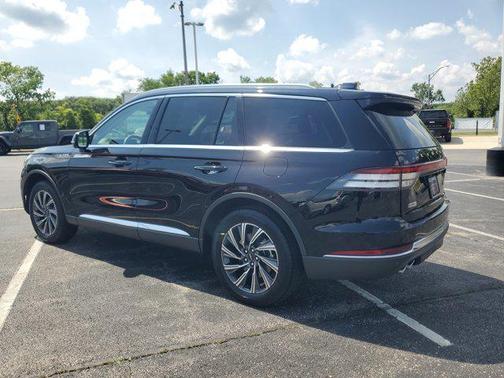 2025 Lincoln Aviator Premiere