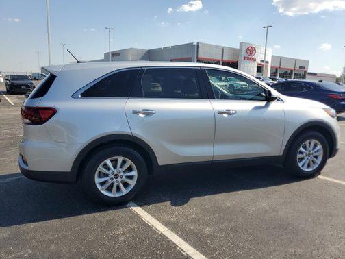 2019 Kia Sorento L
