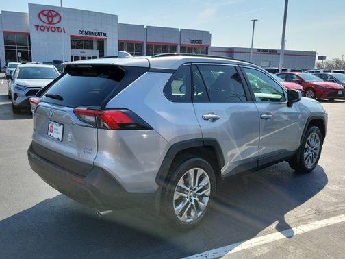 Silver Sky Metallic 2022 Toyota RAV4 XLE Premium