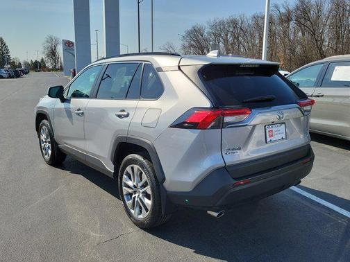 Silver Sky Metallic 2022 Toyota RAV4 XLE Premium