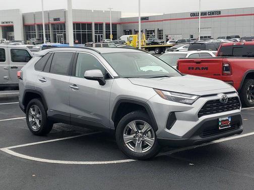 2025 Toyota RAV4 Hybrid XLE