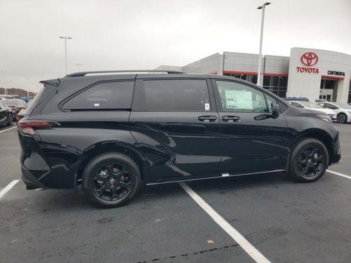 2026 Toyota Sienna Woodland Edition