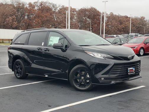 2026 Toyota Sienna Woodland Edition