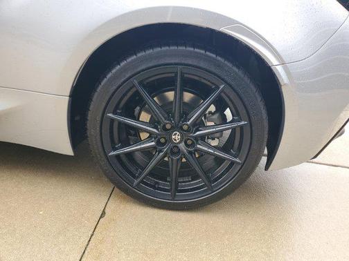 2025 Toyota GR86 Premium