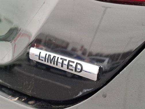 2011 Hyundai SONATA Limited